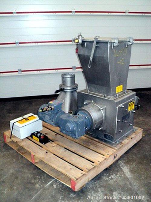 Used KEK M303C 316 Stainless Steel Kibbler. Has approximately 300 mm X 300 mm feed throat. Grinding chamber fitted with 4-blade cantilever design beater and contoured screen. Beater direct driven by ...