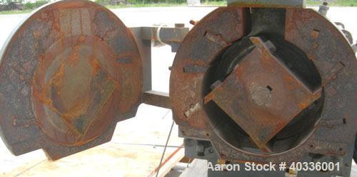 Used Thomas Wiley Cutting Mill, model 4, carbon steel. 141 cubic inch chamber. 7-3/4" diameter x 3" deep 4 bolt on blade rotor. 6 stationary bed knives. Top feed with hopper, bottom discharge. Driven...