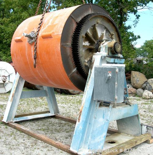 USED: Paul O Abbe Pebble Mill, carbon steel. Non-jacketed, high density porcelain lined chamber 6' diameter x 6' long. 16" x 12" opening with cover, built-in discharge arrangement with a grate and a ...