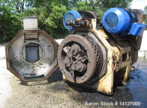 Used Bliss Pionees model B-200A. 400 hp thru (2) 200 hp, 1200 rpm motors. 1 set of rolls, 1 die, feed chute, stainless steel door, lube system, mounted on mild steel base. Last running 8-1/4 wide rol...