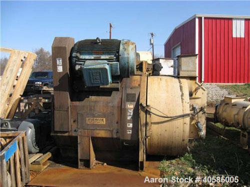 Used Bliss Pioneer Model B-200A. 400 hp thru (2) 200 hp, 1200 rpm motors. 1 set of rolls, 1 die, feed chute, stainless steel door, lube system, mounted on mild steel base. Last running 8-1/4 wide rol...