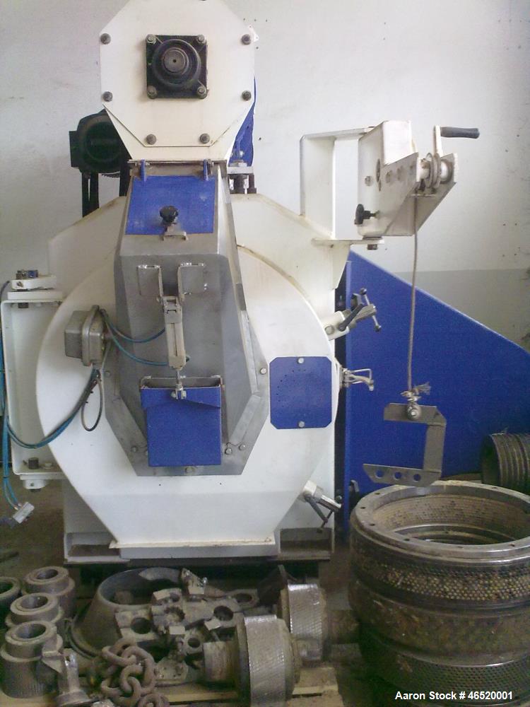 Used Buhler Pellet Mill, Model DPBA. 520mm Internal diameter of pellet die, 138mm active width of pellet die. 182mm total die width, 12 x M20 mounting thread. 45mm minimum die thickness, 250mm roll r...