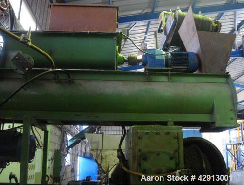 Used CPM 2000 Pellet Mill, 125 hp with reduction gear drive, conditioner with independent drive, feeder and electric panel. Including (9) new roll shells of normal, Cr100 or 20MnCr5 steel.  (14) Extr...