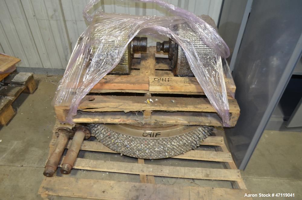 Used Munch Pellet Mill System Consisting Of: (1) Vecoplan incline feed conveyor, approximate 60" wide x 26 long, approximate 168" discharge height, driven by a 5hp gear motor, (1) Ensign dosing hoppe...