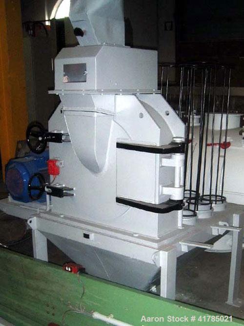 Used- Gruber Hermanos 24-AP pan mill, cast iron, duplex 24-AP and sic mill, 14.2" (360 mm), diameter rotor with 4 rows of 0....