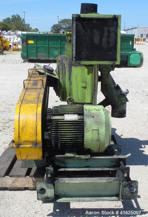 Used Yaskawa and Company YM Micro Cut Classifying Mill, Type YACA-400HS. Capacity 300 to 20000 kg/hr, cut size 8 micron meter to 100 micron meter. 15" diameter grinding disk, 4130/40 stainless steel....