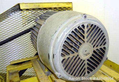 Used Roskamp Roller Mill, Model K, Carbon Steel. (2) Approximately 9" diameter x 12" wide grooved rolls, manually adjustable, 11" X 13" top feed, bottom discharge. Driven by a 7.5 hp, 3/60/230/460 vo...