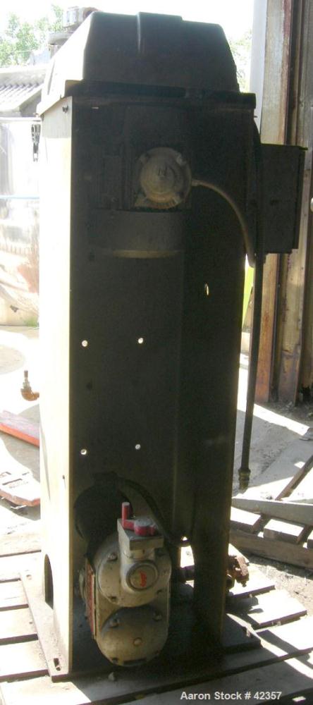 USED: Morehouse-Cowles model 5-5 sand mill, 5 gallon capacity. 7-1/2 hp XP belt drive. 230/460V/1750 rpm. Viking HL-32 feed pump. 1 hp varispeed drive XP. 25.1:1 ratio output. 1978 vintage.