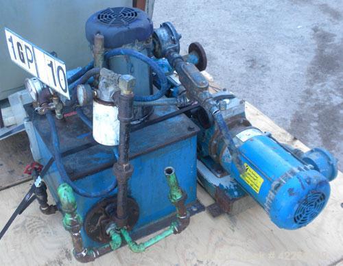 Used Morehose Cowles Zinger Horizontal Media Mill, Model LV-40F, 304 Stainless Steel. Approximately 11" diameter x 28" long stainless steel jacketed telescoping chamber, 10 gallon empty volume. Carbo...