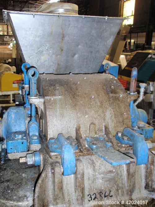 Used Hosokawa Micron Pulverizer, Model 3TH, stainless steel. Horizontal screw feeder with drive.