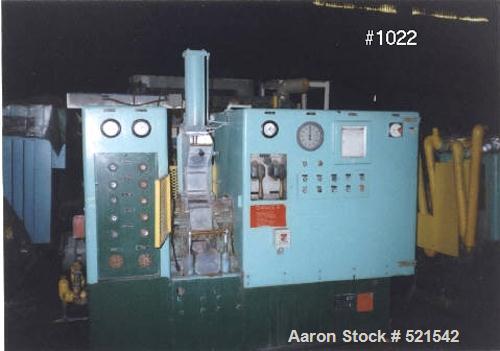 USED: Farrel model BR Banbury mixer rated 96 cu in volume, 2.67 lbbatch. Machine is a roller bearing type with hand operated Trabongrease lubricator. Unit has rotary unions for cooling and heatingrot...