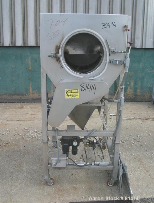 USED:Seasoning tumbler, 304 stainless steel. 25" diameter x 36" longhorizontal screen section. 15" diameter infeed section (no hopper),product end discharge with chute. Bottom coned seasoning outlet....