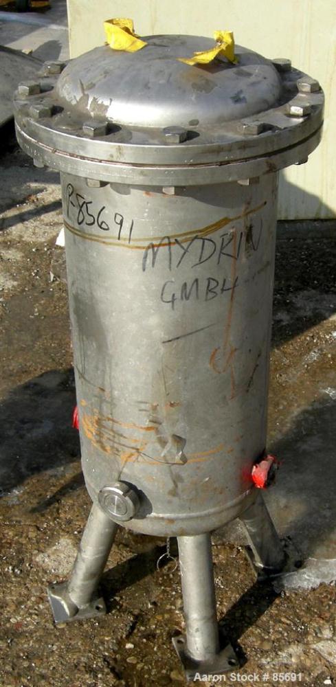 USED: Hansa Eco-Mix continuous dynamic foam generator, model Ecomix, 304 stainless steel. Approximately 8-1/2" diameter x 11-3/8" deep horizontal chamber with mixing pins. 2" NPT inlet, 1" NPT outlet...