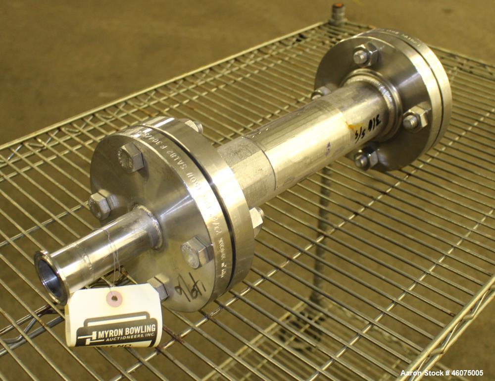 Used Koch-Glitsch Static Mixer, Type SMX, 316 Stainless Steel. (4) Mixing elements, approximate 2-1/2" diameter x 14" long chamber, 1-1/2" tri-clamp inlet/outlet. Job#914601.