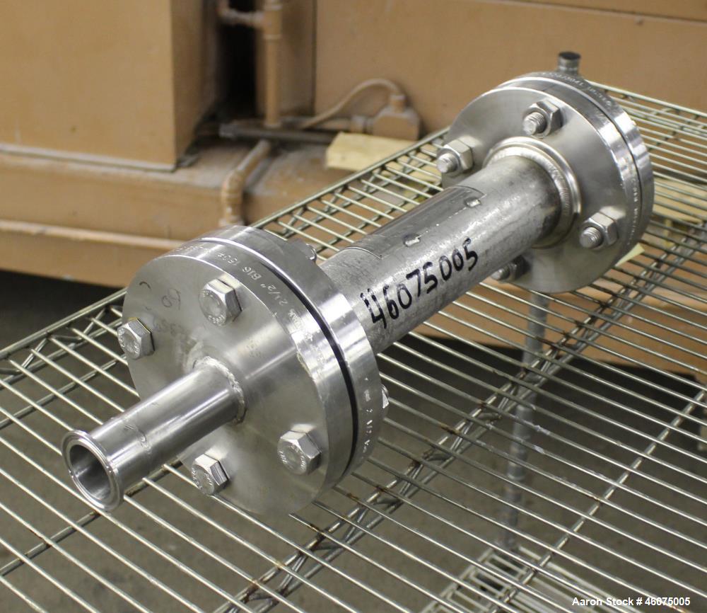Used Koch-Glitsch Static Mixer, Type SMX, 316 Stainless Steel. (4) Mixing elements, approximate 2-1/2" diameter x 14" long chamber, 1-1/2" tri-clamp inlet/outlet. Job#914601.