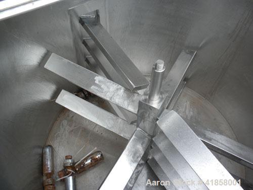 Used Oakes Slurry Mixer, Model 40'' SM, 200 Gallon (1,000 Pound) Capacity, 304 Stainless Steel. Non-jacketed tank, 40" diameter x 37" deep. Bolt on top cover, 1/3 hinged. (8) 1'' thick fixed, removab...