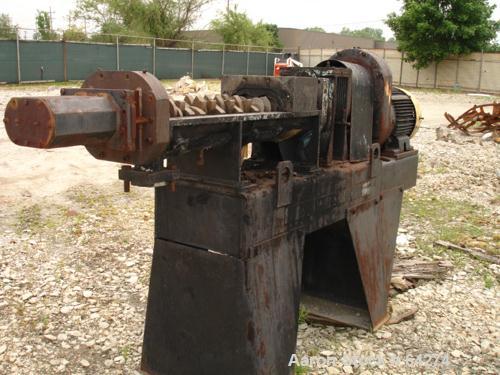 USED: Teledyne Readco continuous compounder processor. Size 6" diameter x 44" long barrel, stainless steel contact parts, carbon steel jacket rated 150 psig, internal 50 psi, 8 square feet heat trans...