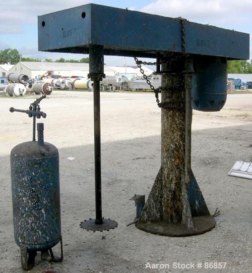 USED: Disperser, 2" diameter x 51" long 321 stainless steel shaft with 12" diameter sawtooth blade. Will center in an approximate 48" diameter can. Air/oil lift. Driven by a 20 hp, 3/60/220/440 volt,...