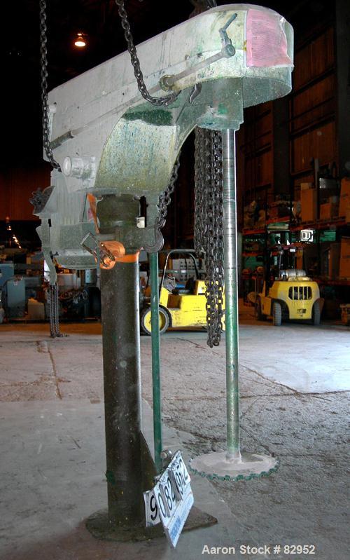 USED: Cowles dissolver, model 720VHVX. 2-1/2" diameter x 60" long stainless steel shaft with 18" diameter sawtooth blade. Will center in an approximate 68" diameter can. 270 degree swing, 150 to 600 ...