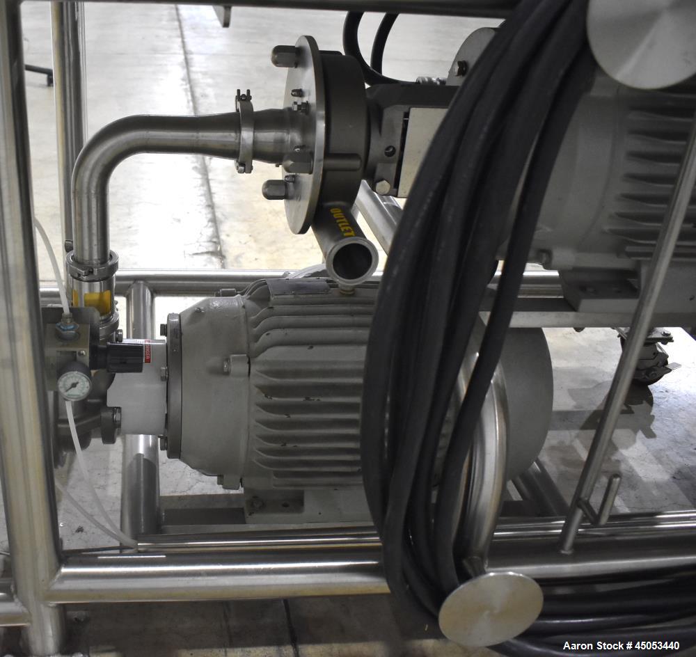 Used Fristam Powder / Disperser Mixer, Model PM 20-53, Stainless Steel. 24" Diameter funnel opening with cover. Maximum flow rate 125 gpm (28 m3/hr). Includes Fristam model FZX 2200 liquid ring pump,...