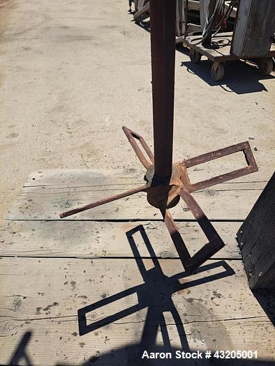 Used Mooney Slow-Speed Disperser – 5 HP, 18” Bowtie Blade, Air/Oil Lift