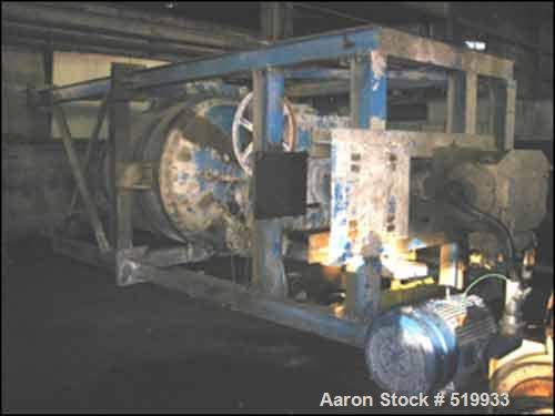 USED: 1300 gallon Pat-L tank mounted co-axial mixer, carbon steel construction. 6' diameter x 5'6" straight side, removable dish top, semi-elliptical bottom, rated 118 psi and full vacuum internal at...