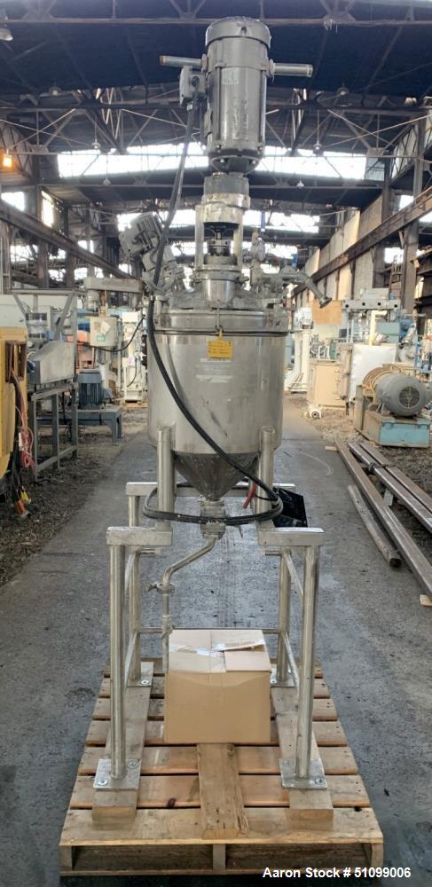 Used 25 Gallon Stainless Steel Mix Tank
