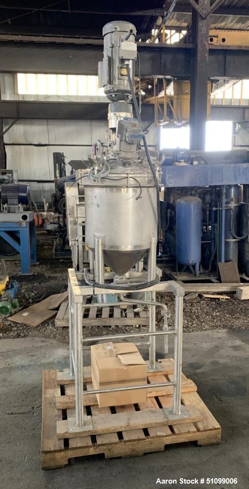 Used 25 Gallon Stainless Steel Mix Tank
