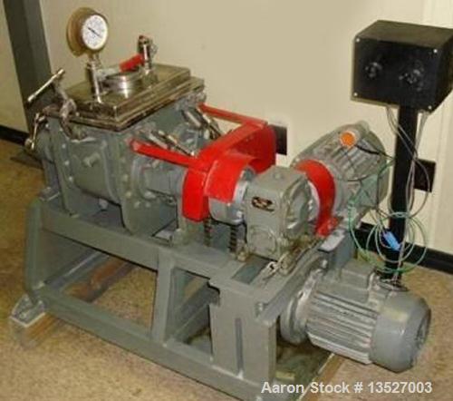 Unused-Used: Frigmaires Engineers double arm Mixtruder.. Model SK6. Approx. 6 qt. working capacity. Bowl measures approx. 8....
