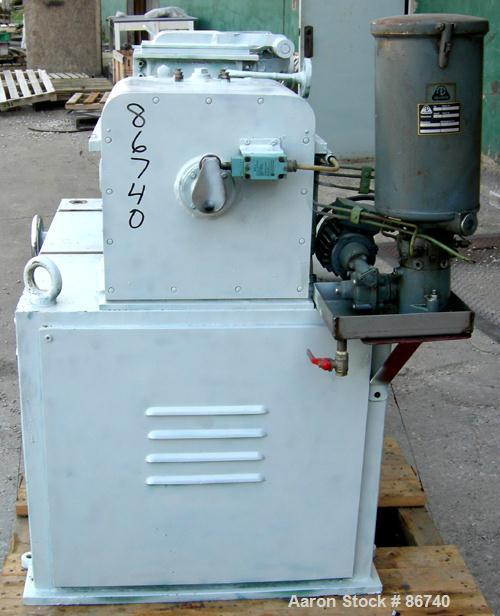 Used AMK Mixtruder, Type V1U-4, 1 Gallon Working Capacity