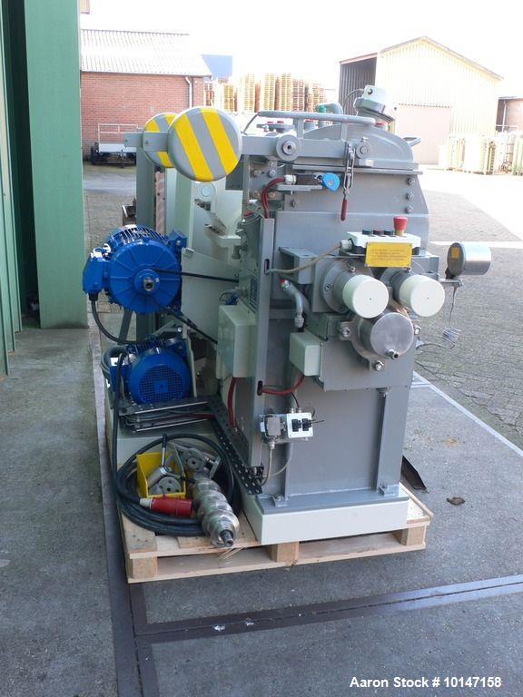 Used- AMK Mixer/Extruder, Model VIU20