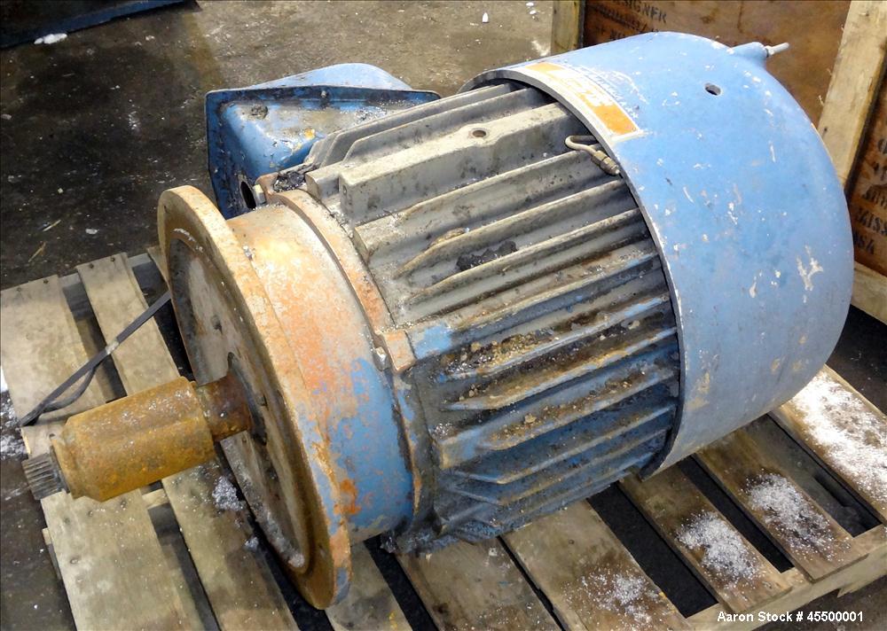 Used F. Aoustin Mixer Extruder, Model MXE 2500, 660 Gallon