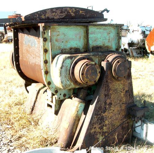 USED: Baker Perkins double arm mixer. Sigma blades, jacketed. Unit iscarbon steel, has 80 psi jacket, hydraulic tilt, no pump or motorfor the hydraulic tilt. Unit comes complete with a 30 hp drive an...