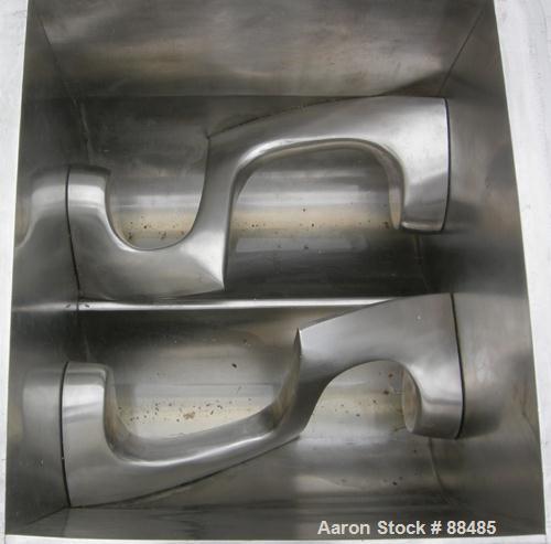 USED: Baker Perkins lab size double arm mixer, 2.25 gallon capacity, 316 stainless steel. Carbon steel jacketed bowl 10" left to right x 11-3/16" front to back x approximately 8-3/4" deep, rated 80 p...