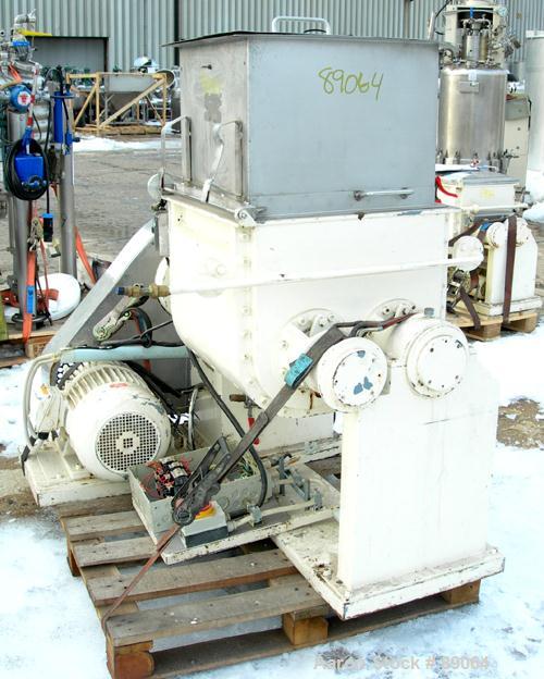 USED: P Pratt S A double arm mixer, model BA-S. Approximate 20 gallon working capacity, 304 stainless steel. Stainless steel jacketed bowl 19-7/8" left to right x 21-1/4" front to back x approximatel...