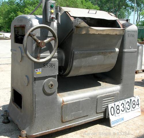 USED: Peerless double arm mixer, approximate 75 gallon working capacity, 304 stainless steel. Carbon steel jacketed bowl, 33-1/2" front to back x 31-3/8" left to right x approximately 32" deep. Overl...