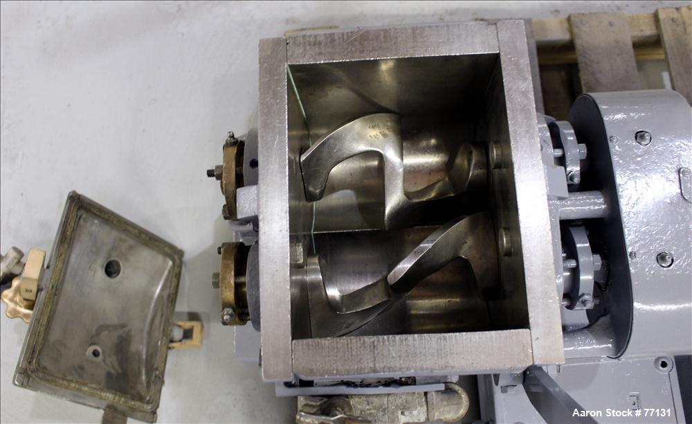 Used: Readco lab double arm mixer, 3/4 gallon capacity, model 3QT
