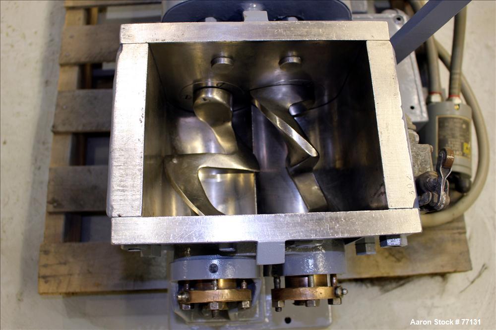 Used: Readco lab double arm mixer, 3/4 gallon capacity, model 3QT