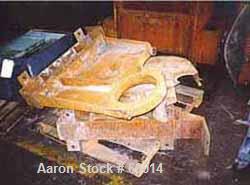 USED: Readco double arm mixer, 100 gal working capacity. Carbon steel jacketed. Bowl only est 75 psi. Bowl 33" l-r x 37" f-b x 31" dp + 8" bowl extension. Flat top cover with lid. Sigma blades tangen...
