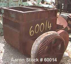 USED: Readco double arm mixer, 100 gal working capacity. Carbon steel jacketed. Bowl only est 75 psi. Bowl 33" l-r x 37" f-b x 31" dp + 8" bowl extension. Flat top cover with lid. Sigma blades tangen...