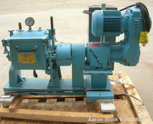 Used Teledyne Readco Lab Size Double Arm Mixer, size 6 quart (1.5 gallon), 316 stainless steel. Carbon steel jacketed bowl, 9 1/8'' left to right x 8 1/8'' front to back x 8 1/4'' deep, rated 150 psi...