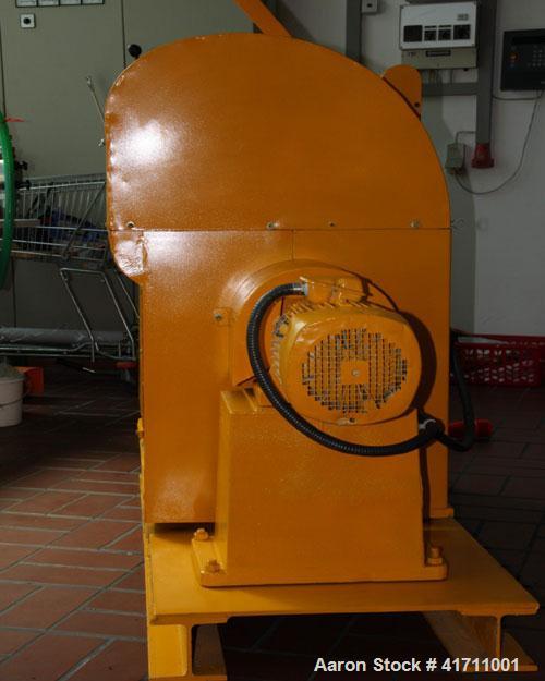 Used VEB Double Z Mixer. Carbon steel, capacity 110 lbs/1.8 cubic feet (50 kg), bowl size 16" x 16" x 16" (400 x 400 x 400 mm). Speed 180 rpm, motor 4 hp/3 kW, manual bowl emptying with automatic dis...
