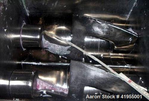 Used Werner Pfleiderer UK 10 Double Z Kneader. Stainless steel, jacketed, total capacity 80 gallons (300 liters), working capacity 40 gallons (150 liters), inner dimensions 29.5" x 28" x 24" (750 x 7...