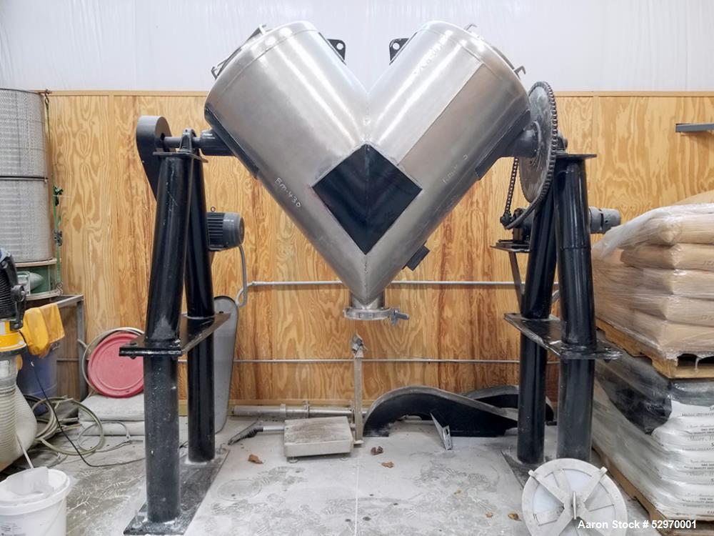Used Twin Shell "V" Blender with Intensifier Bar, Capacity 20 Cubic Feet. Stainless Steel. Has leg extensions. (2) Charge ports with covers. Shell driven by 2hp, 3/60/230/460 volt, 1800 rpm gear moto...