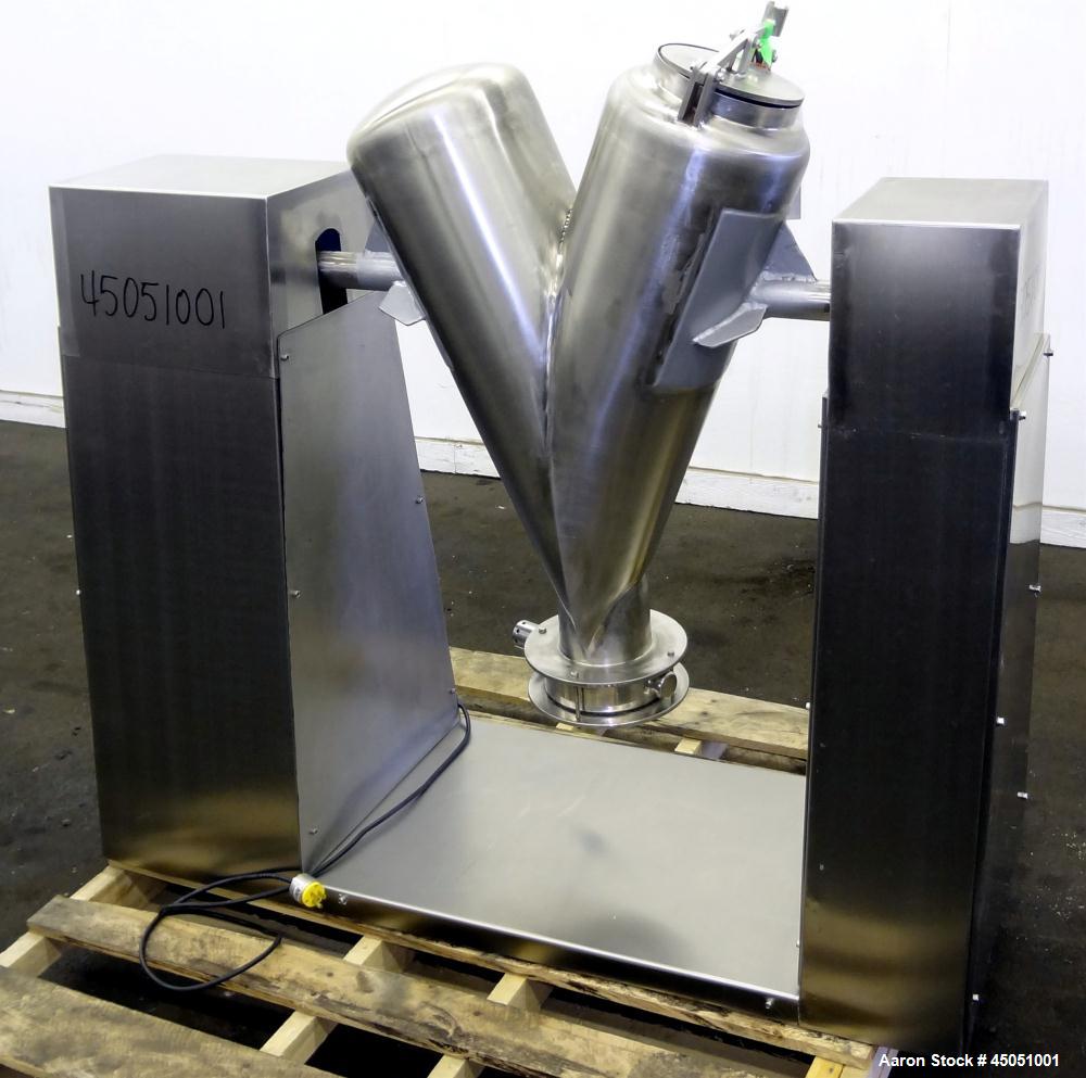 Used- Stainless Steel Delshine Twin Shell Blender, Approximately 5 Cubic Feet