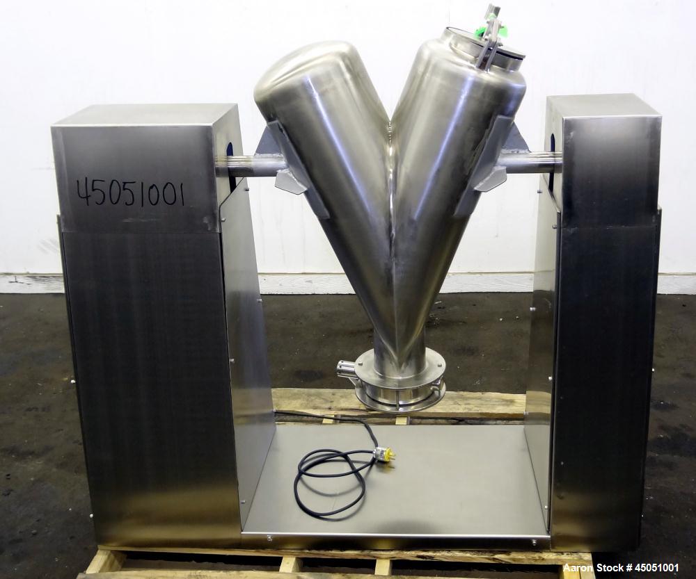 Used Stainless Steel Delshine Twin Shell Blender, Approximately 5 Cubic Feet