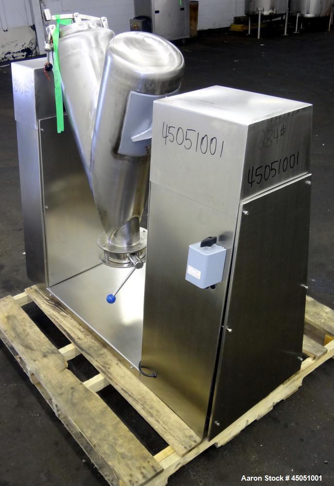 Used- Stainless Steel Delshine Twin Shell Blender, Approximately 5 Cubic Feet