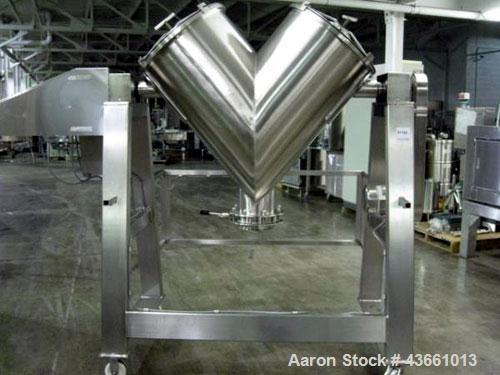 Used Bush Tank Fab Twin Shell Blender. 316 Stainless steel construction, rated 70#/cu ft max material density, provision for cantilevered bar less bar with 2 hp, 208 volt drive, main drive, 20" feed ...