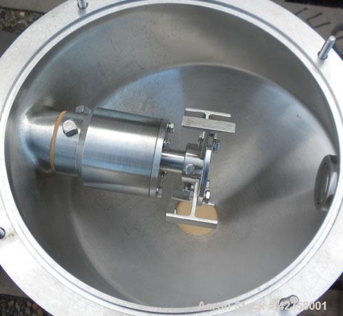 Used Stainless Steel Gemco Lab Size Slant Cone Blender, 4 quart (0.13 cubic fee