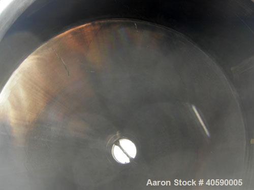 Used Gemco Slant Cone Blender, 5 cubic feet working capacity, 316 stainless steel. Maximum material density 265 pounds per cubic foot. Approximately 31 1/2'' diameter x 10'' and 17'' cones. 16'' char...